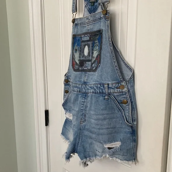 Wild fable short jean overalls/Romper With One of a Kind Design!! - Picture 5 of 7